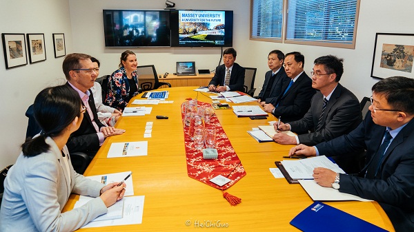 陈章龙书记率团访问澳大利亚、新西兰洽谈国际办学